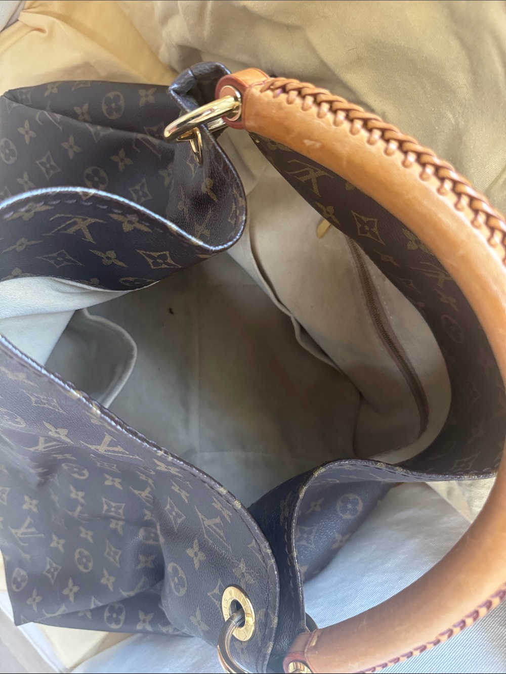 Louis Vuitton Monogram Artsy GM - Picture 6 of 7